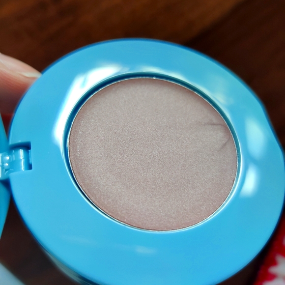 ALLEYOOP Stack the Odds Refillable Multi-use 3 Cream Face Stacker NEW - Picture 6 of 11